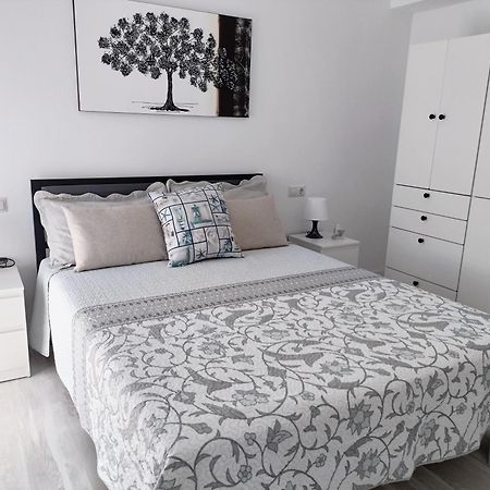 Mare De Deu, Vivienda Vacacional Para Familias Y Mayores De 25 Anos En El Grao De Gandia-Playa Playa de Gandia Exteriér fotografie