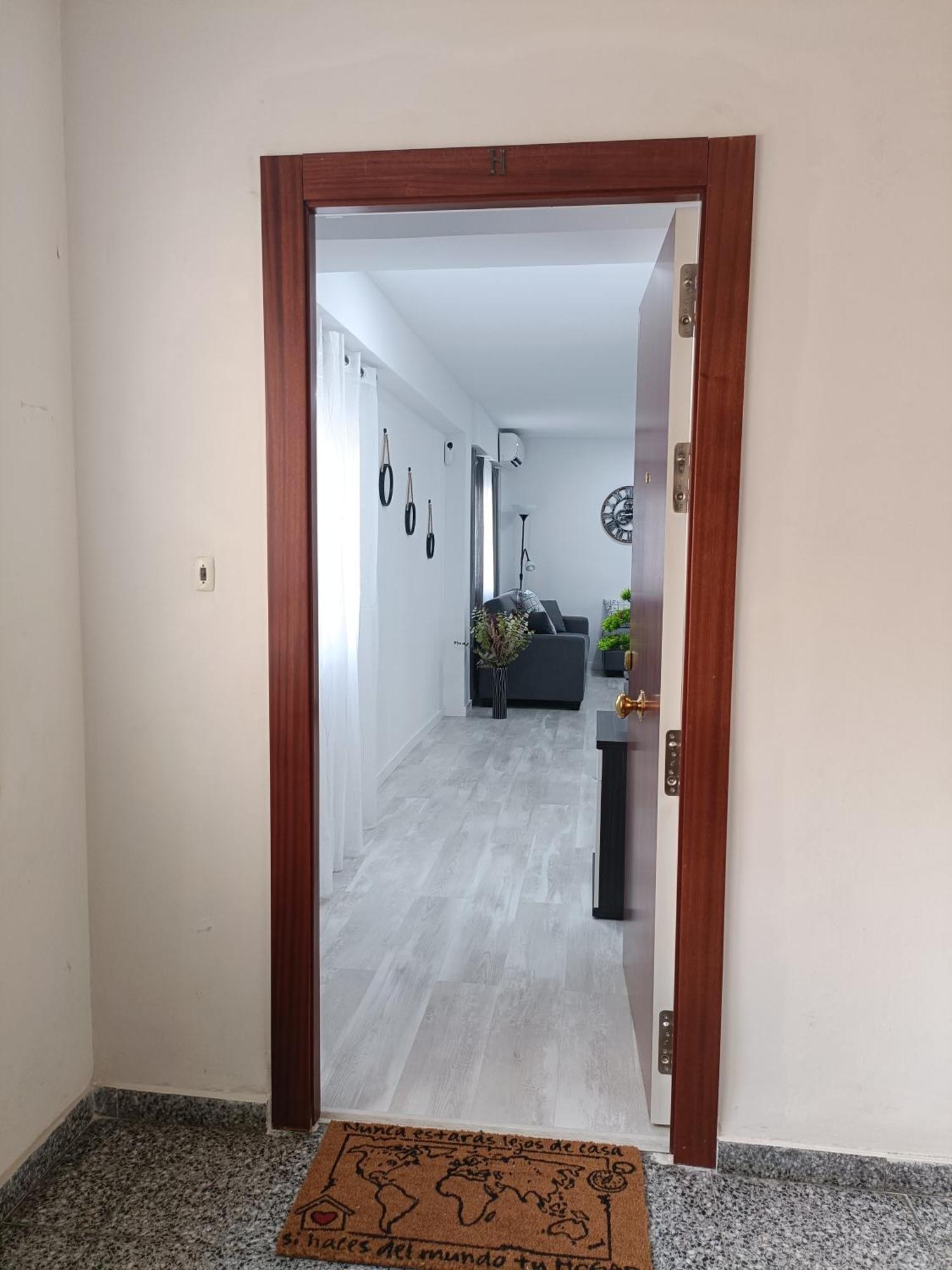 Mare De Deu, Vivienda Vacacional Para Familias Y Mayores De 25 Anos En El Grao De Gandia-Playa Playa de Gandia Exteriér fotografie