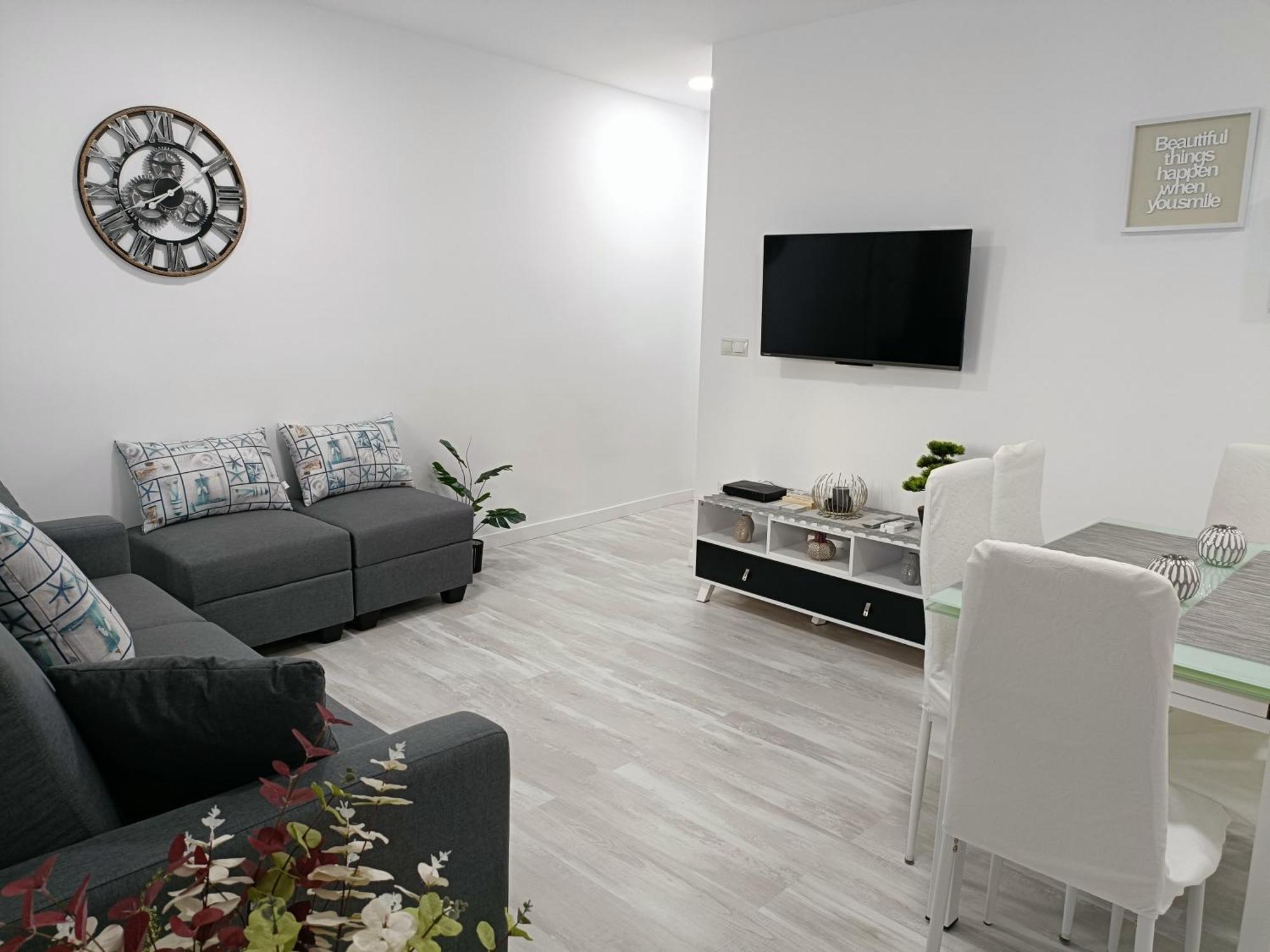 Mare De Deu, Vivienda Vacacional Para Familias Y Mayores De 25 Anos En El Grao De Gandia-Playa Playa de Gandia Exteriér fotografie